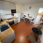Appartamento Biscoitos-upstudio