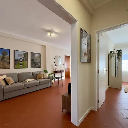 Biscoitos-upstudio * Biscoitos (Terceira)