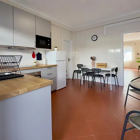 Biscoitos-upstudio Biscoitos (Terceira)