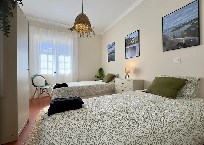 Biscoitos-upstudio Biscoitos (Terceira)